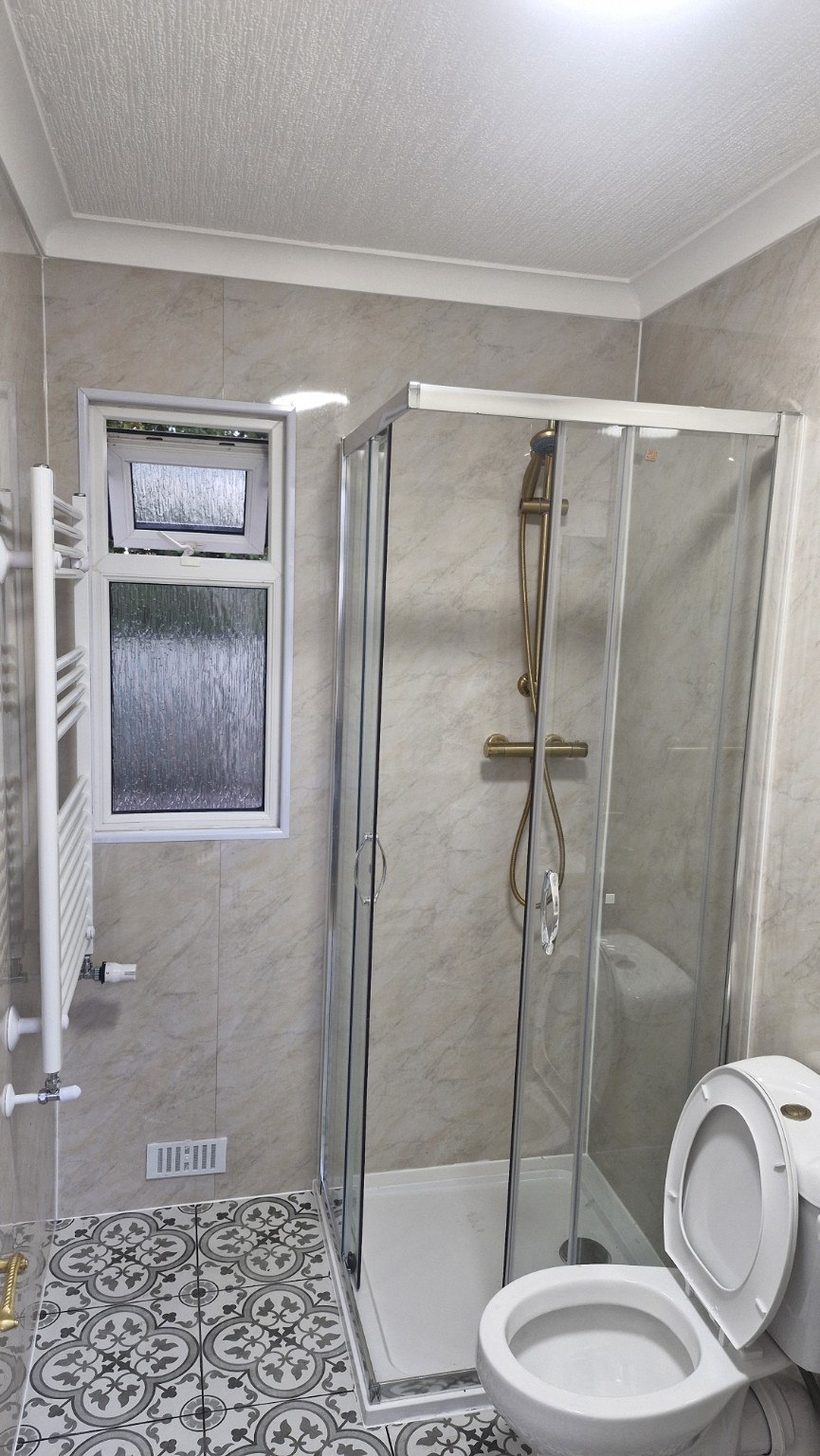 New shower enclosure and fittings