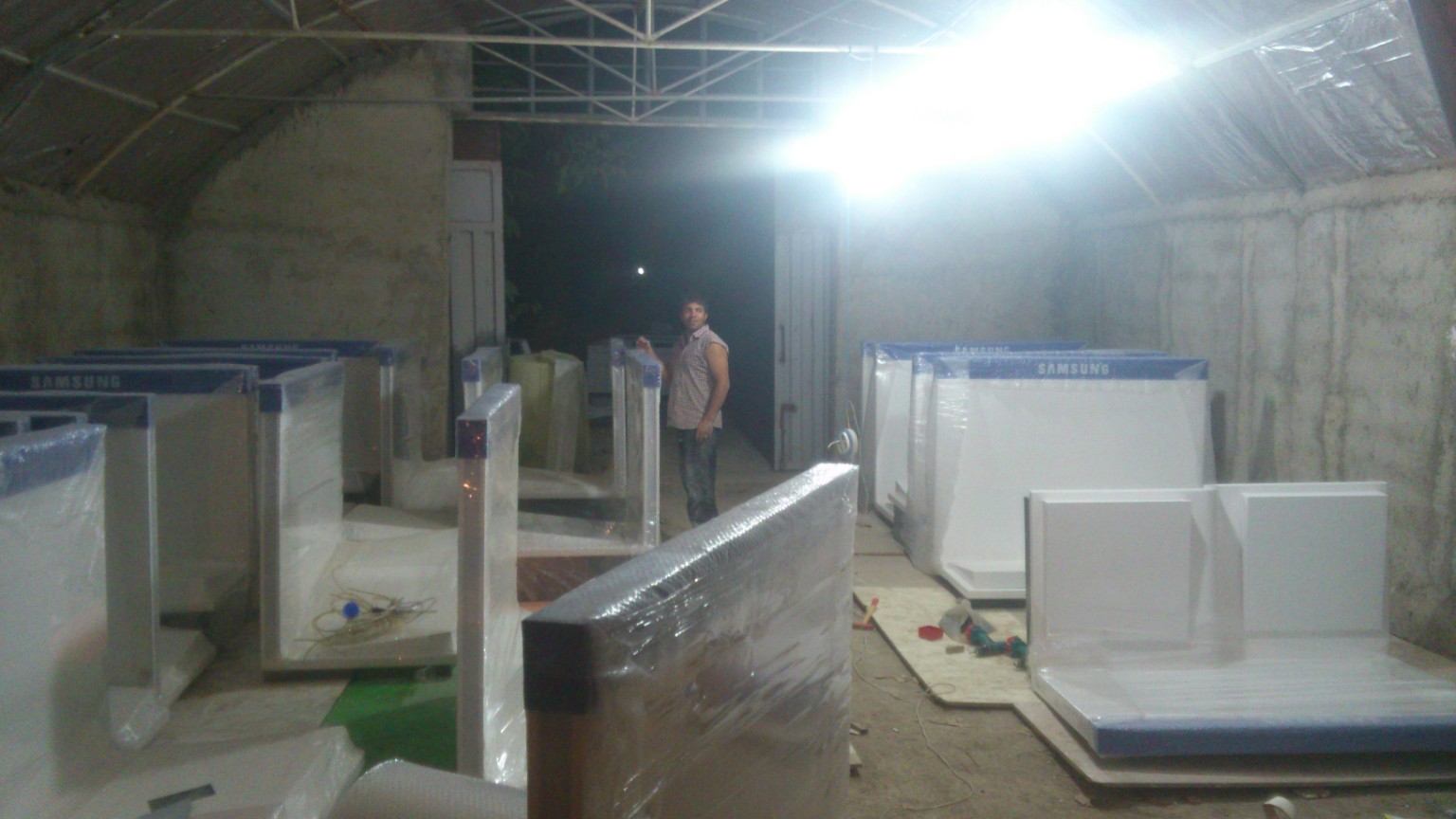 Samsung — Retail Display Stand Production — original project photograph 5